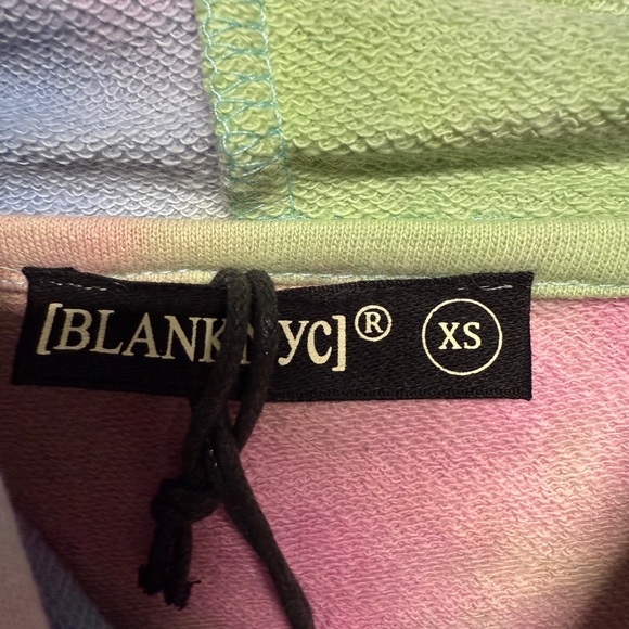 Blank NYC Cropped Tie Dye Pastel Hooded Drawstring Sweatshirt Size XS - Picture 5 of 8